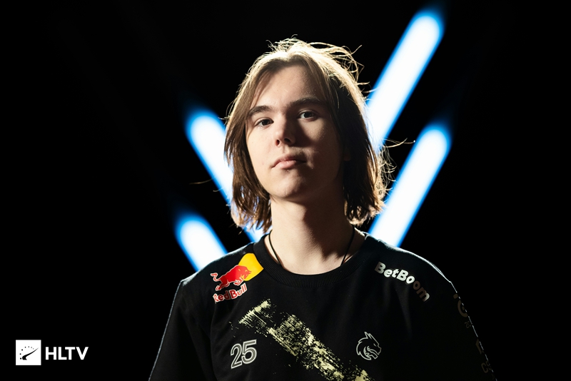 让WE吞下 让WE吞下